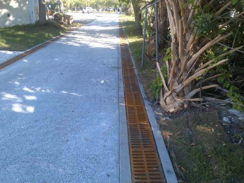 Dura Trench drain with iron trench grate