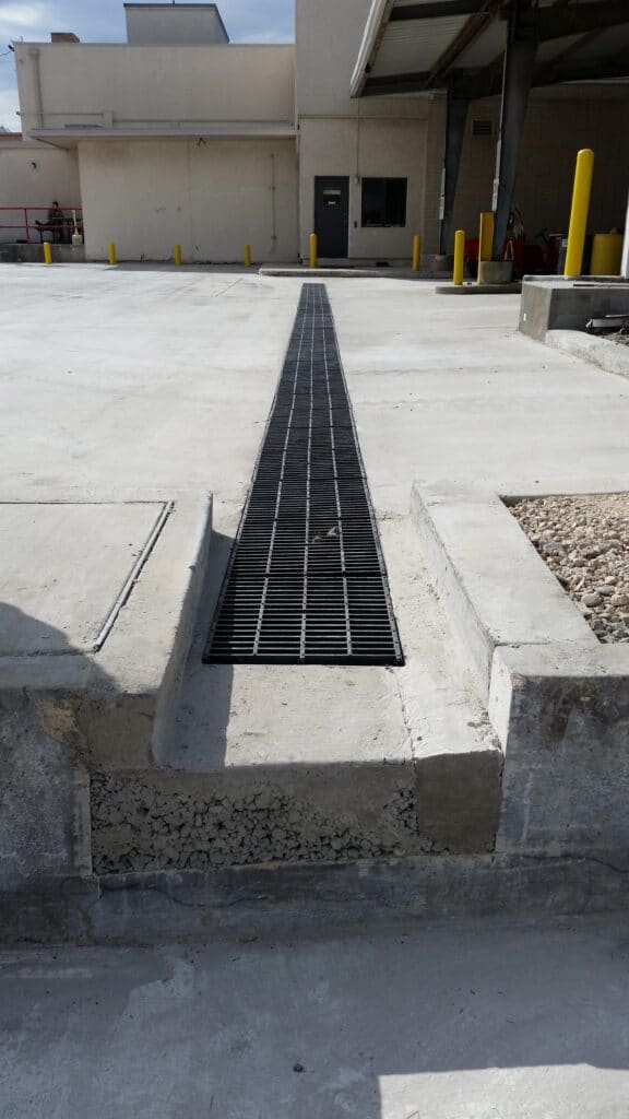 Wide loading dock trench drain